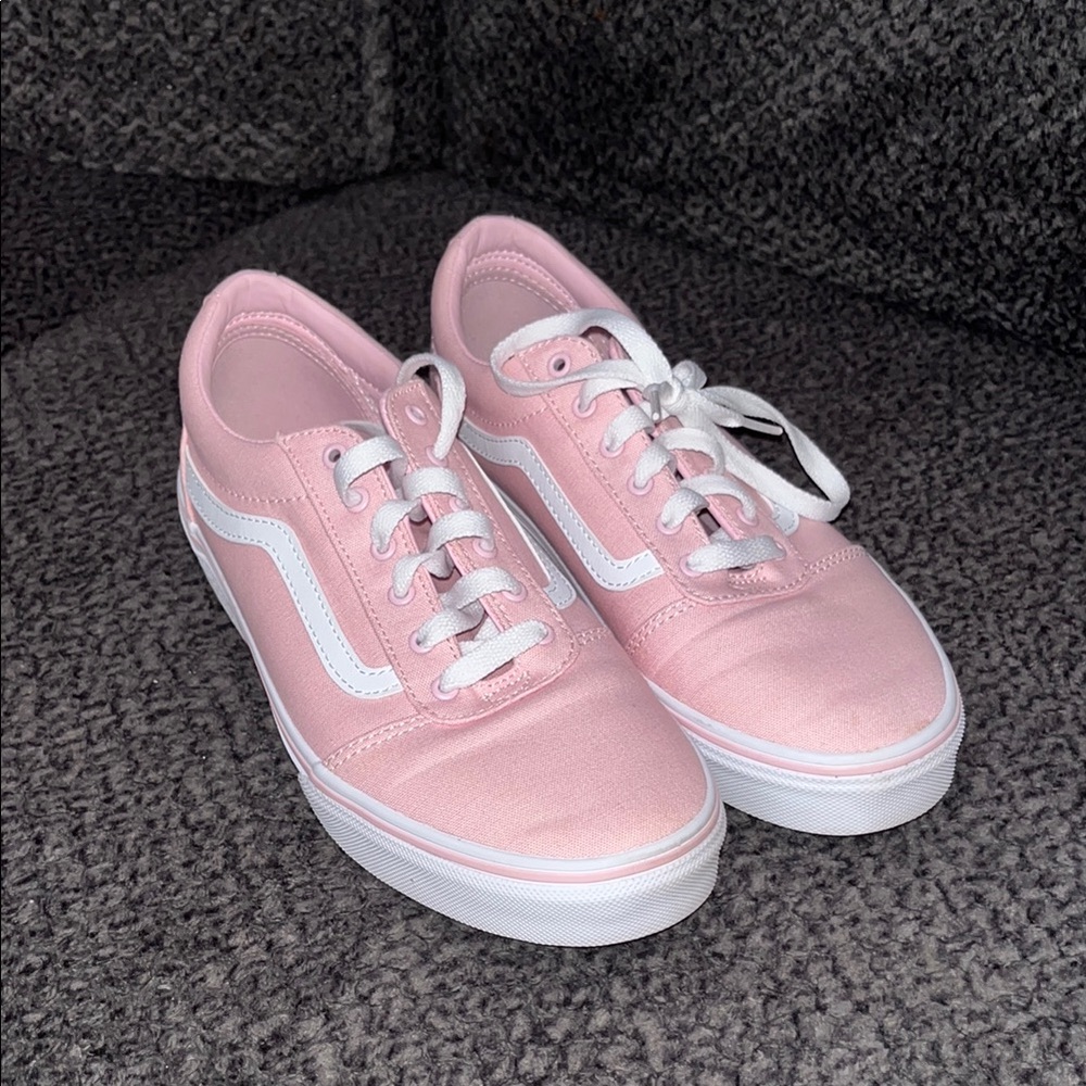 Vans Women's Pink and White Sneakers
